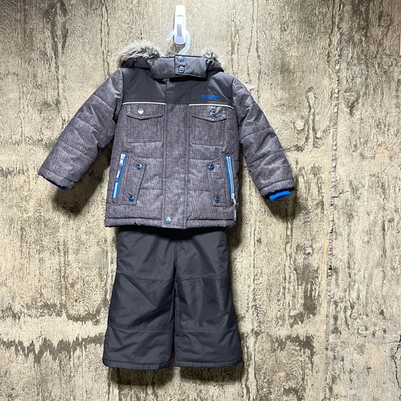 Oshkosh toddler 2 piece snowsuit gray 24M - Picture 1 of 12
